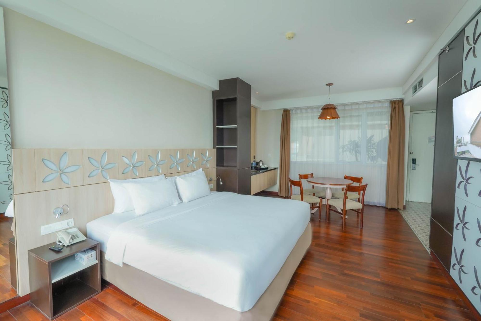 Amartahills Hotel And Resort Batu  Habitación foto