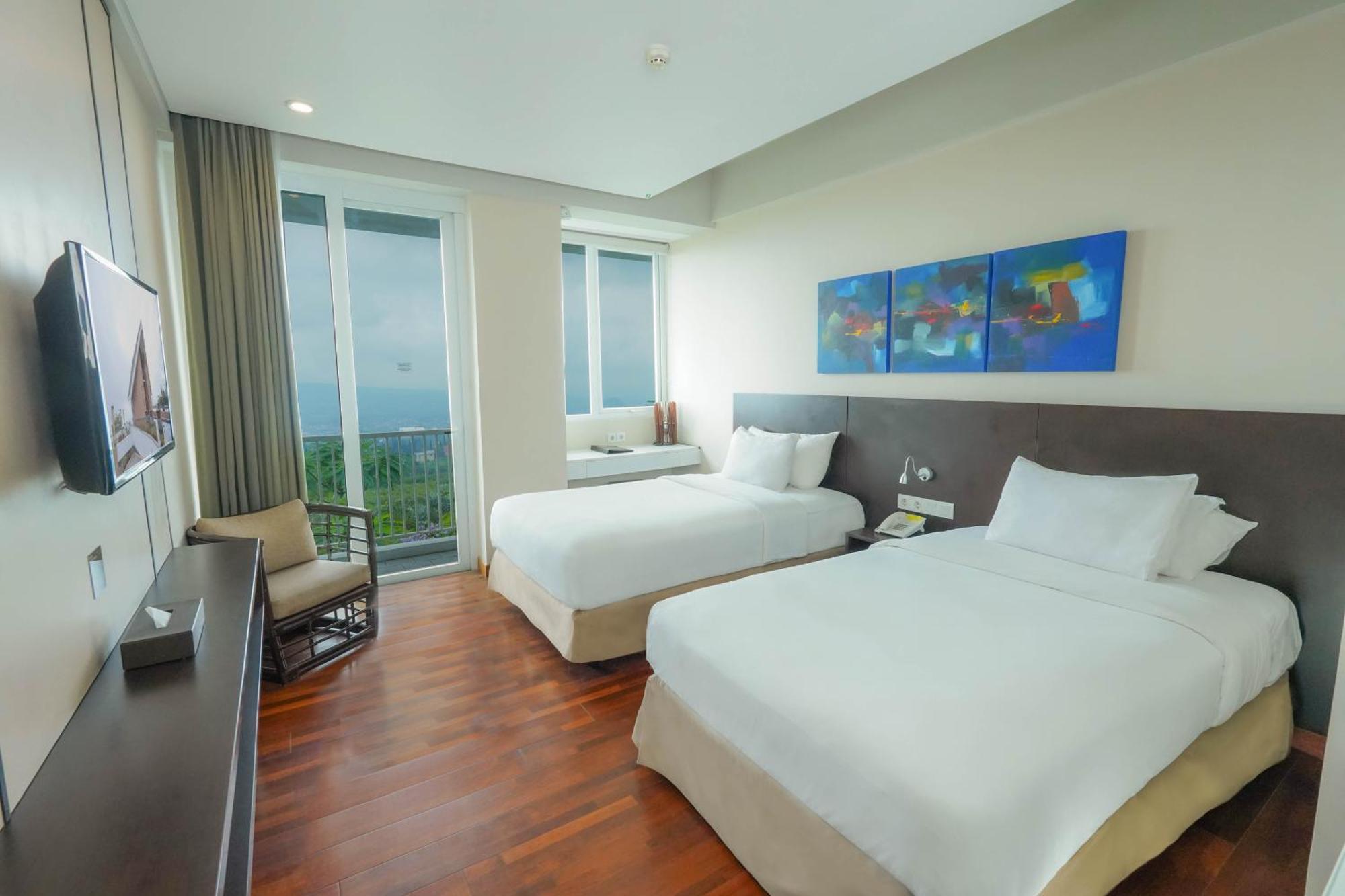 Amartahills Hotel And Resort Batu  Habitación foto
