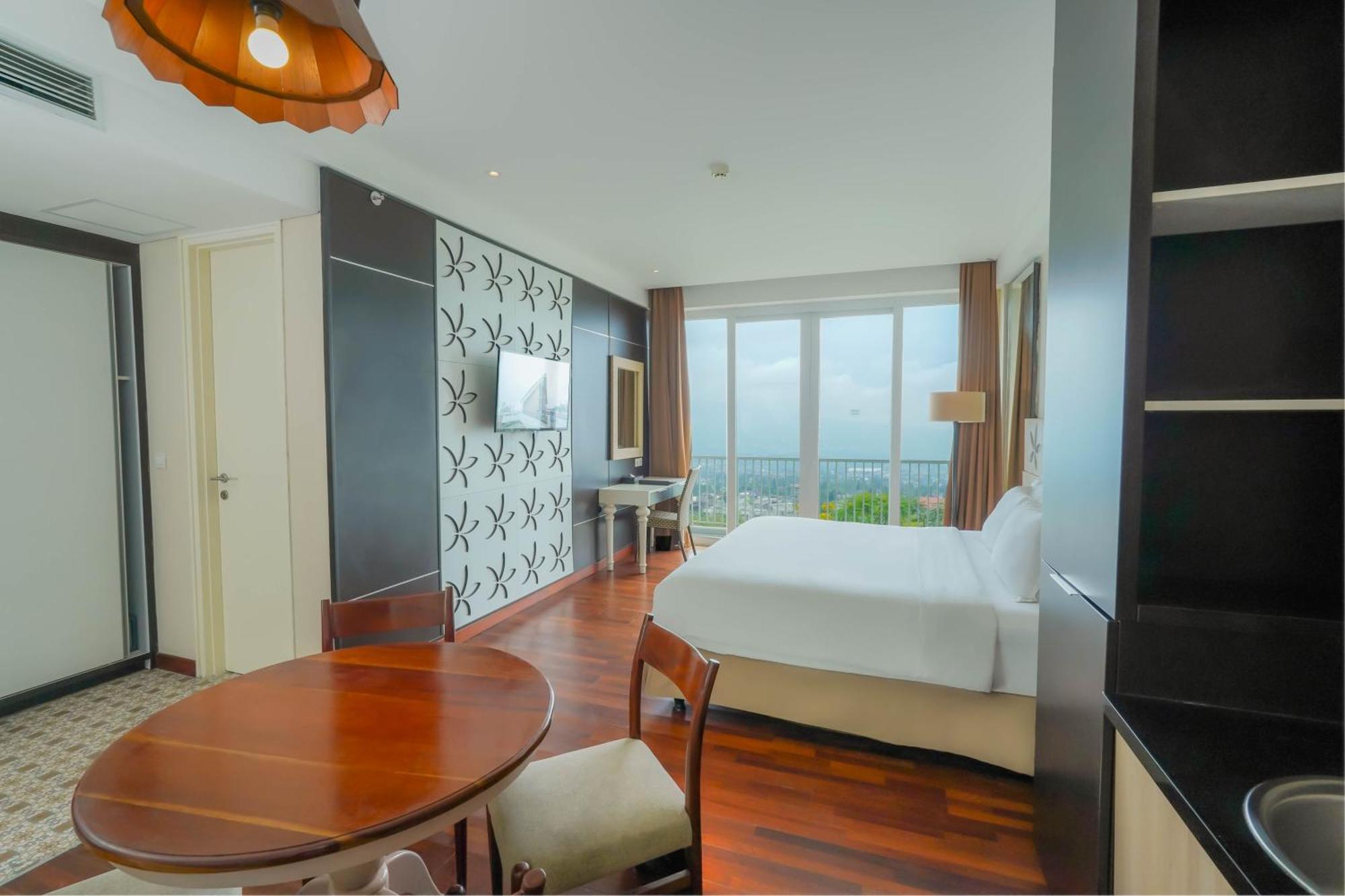 Amartahills Hotel And Resort Batu  Habitación foto